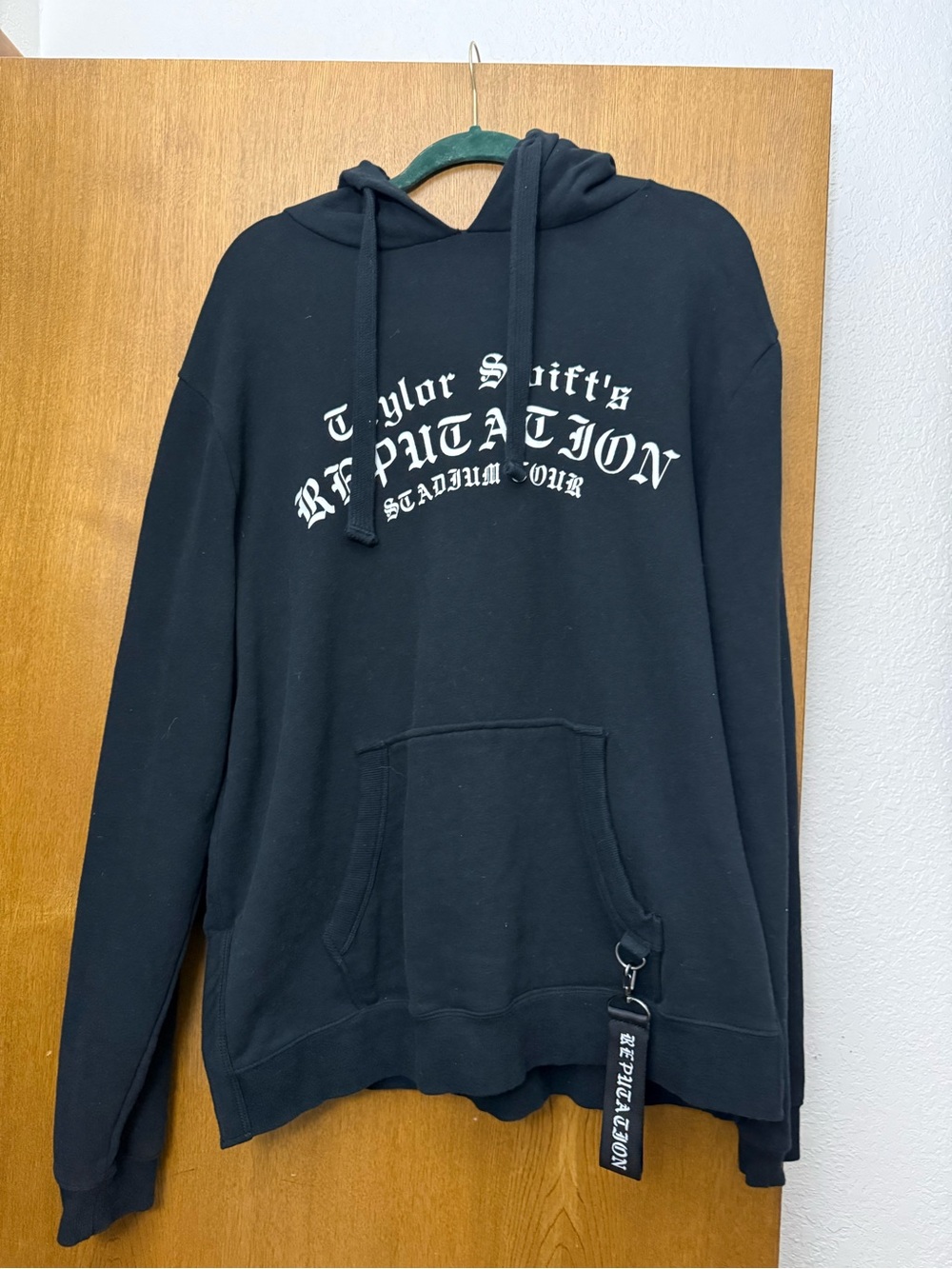 Taylor swift reputation hoodie